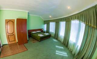 Гостиница Akvamarin Park Адлер Двухместный номер с 1 кроватью или 2 отдельными кроватями-14