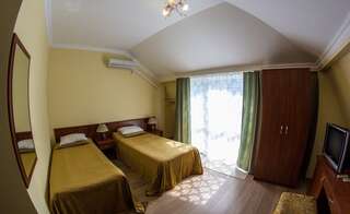 Гостиница Akvamarin Park Адлер Двухместный номер с 1 кроватью или 2 отдельными кроватями-12